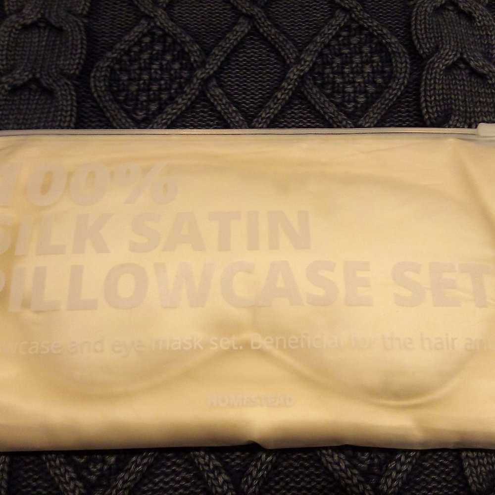 Homestead 100 pure silk pillowcase and eye mask